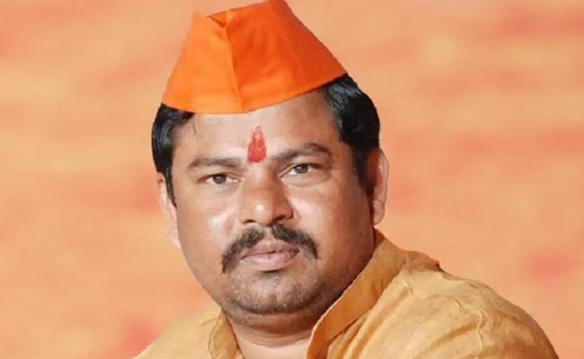 Suspended BJP MLA steps up attack on Kishan Reddy