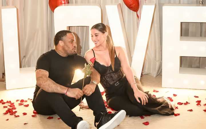 ¿Jefferson Farfán anuncia matrimonio con Xiomy Kanashiro?