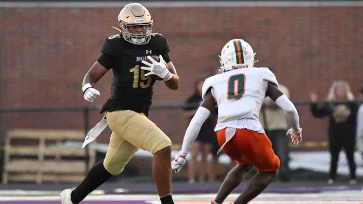 KHSAA football scores: CAL cruising in first half; Douglass races to lead vs. Male