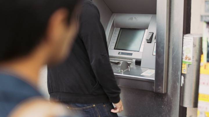 Delincuentes impacientes podrían utilizar este peligroso método para desocupar cajeros automáticos y cometer millonarios fraudes