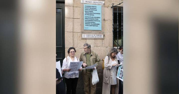 Estudios Abertos fronte a unha “incompetencia”