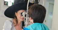 Detectan a numerosos niños con problemas visuales durante una campaña en Neuquén