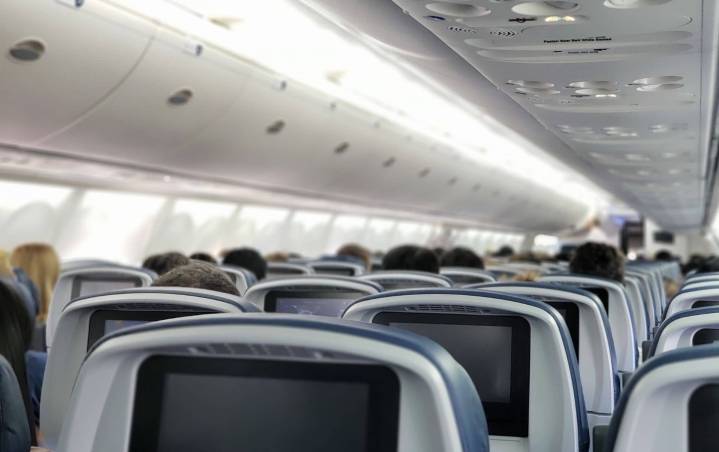 Avión con venezolanos deportados se desvía hacia Puerto Rico por condiciones del tiempo