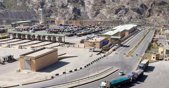 China Voices Deep Concern Over Pakistan-Afghanistan Border Clashes