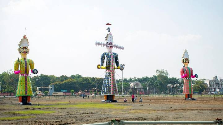Vijayadashami 2025: Do's And Don’ts To Observe On Dussehra