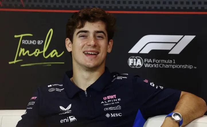 La reacción del hijo de Flavio Briatore tras el sobrepaso de Franco Colapinto a Pierre Gasly