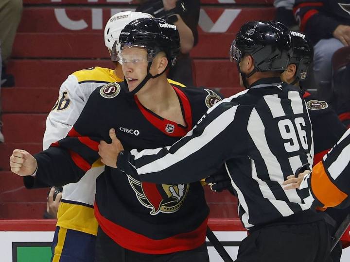 Ottawa Senators captain Brady Tkachuk out at least a month