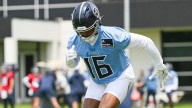 WR Treylon Burks cleared to return from broken collarbone