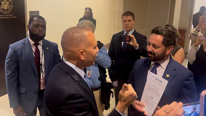 House Democrat leader engages in screaming match with Republican over shutdown
