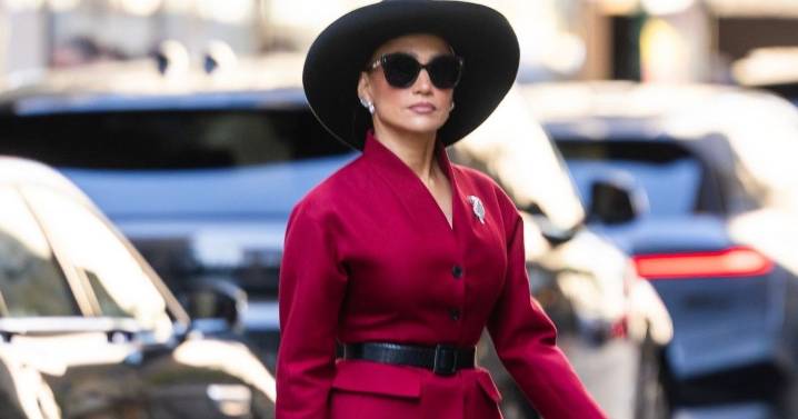 Jennifer Lopez Is Right on Business in Red Suit Look in NYC Filming Video