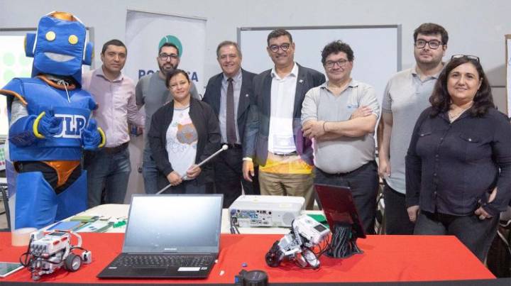 La Universidad de La Punta participó en la sexta edición de la Expo Robótica
