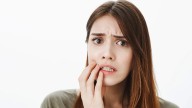 ¿Encías sangrantes? Conoce las causas y cómo combatir este problema