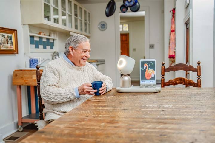 Chatty Robot Helps Washington Seniors Stay Active at Home