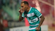 Santos Laguna vence 3-1 a Querétaro y se mete al Play