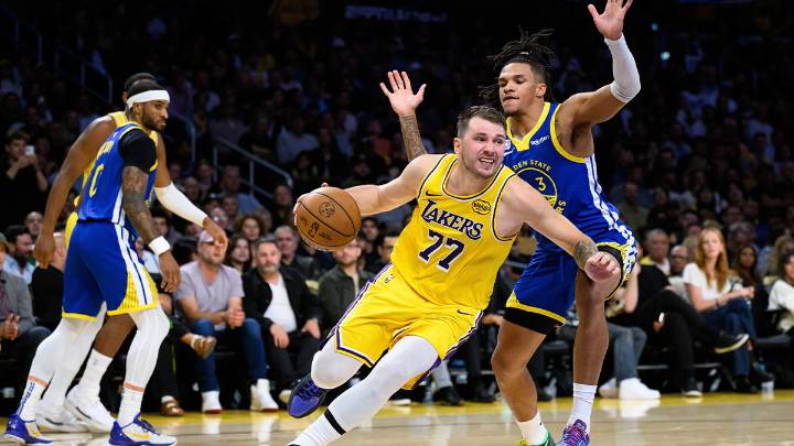 Angry Lakers fans in midseason form after home loss to Warriors