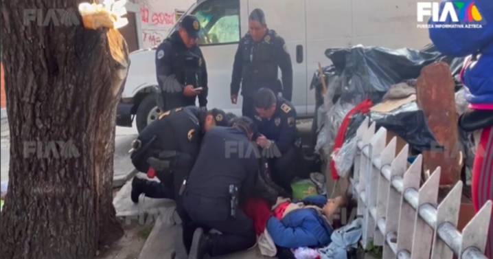 VIDEO: Nace bebé en plena calle; policías asistieron el parto de mujer en Eje 1 Norte