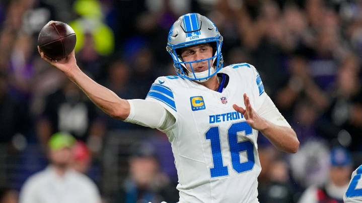 Surging Lions look for 4th straight win at slumping Bengals, who are hoping to stop 2