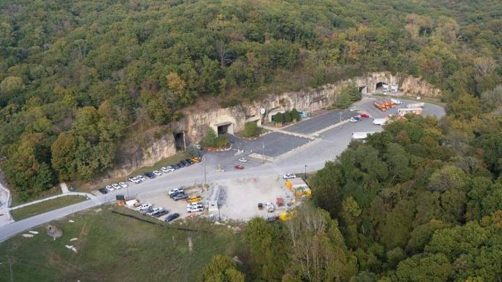 Metro East cave-turned-industrial park considers nuclear