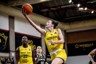 Deportes | El Hozono Jairis gana su segundo partido europeo: 64-58 ante el Lublin polaco de Laura Gil