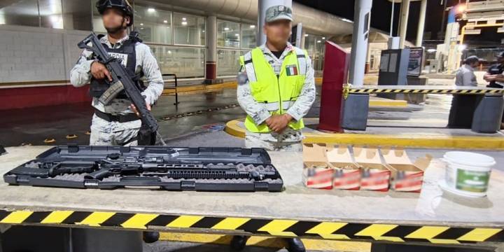 Capturan en Tamaulipas a tres extranjeros que pretendían ingresar al país con más de mil cartuchos y armento
