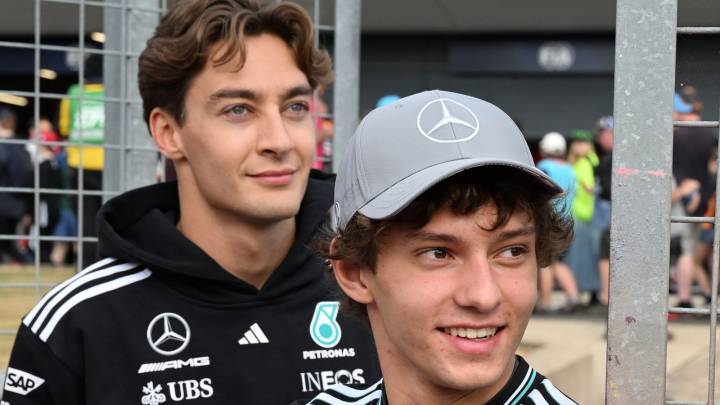 Mercedes agree contract extensions with George Russell and Kimi Antonelli as team confirm unchanged line