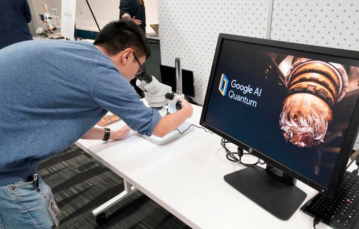 Nuovo record per Google: il chip Willow apre l’era del calcolo quantistico applicato