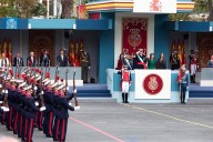 Miles de personas arropan a las Fuerzas Armadas en el desfile del 12 de Octubre