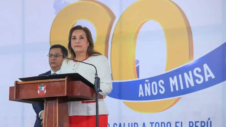 Nacional: Dina Boluarte llama negacionistas a opositores y pide no votar por ellos en 2026