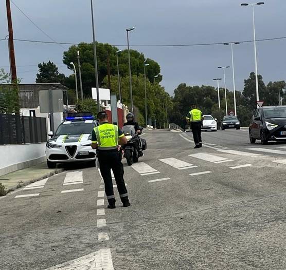 Las distracciones al volante han provocado este año el 37% de los accidentes con víctimas mortales en carreteras de la Región de Murcia
