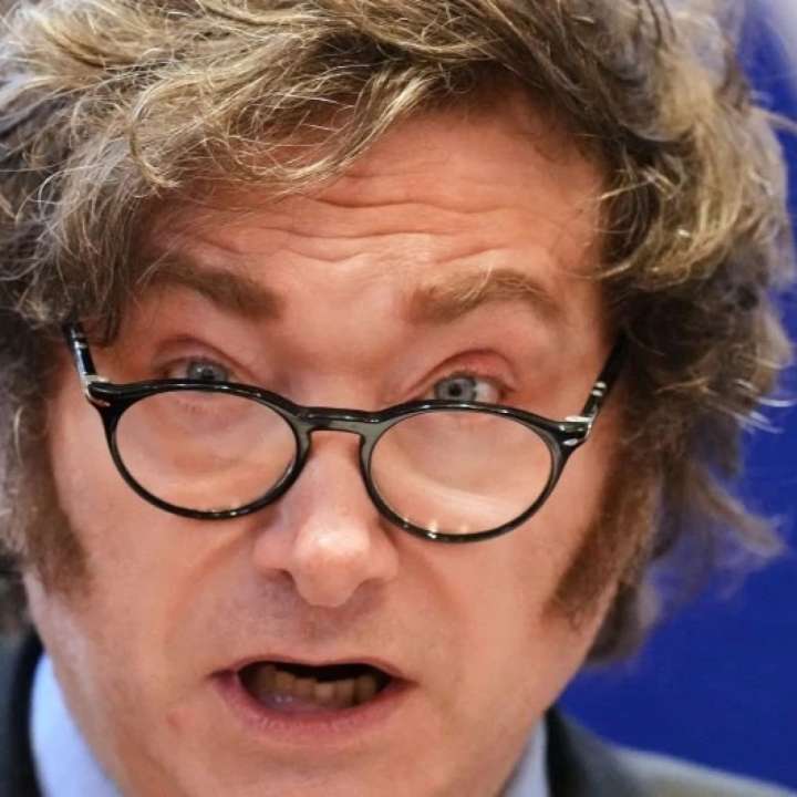 La reunión de Milei con Trump no calmó al mercado: Caputo tuvo que quemar USD 748 millones de reservas para frenar el dólar