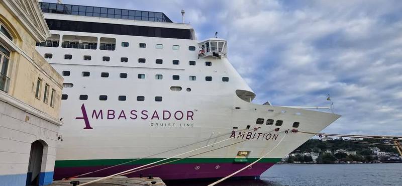Ambassador Showcases Adult