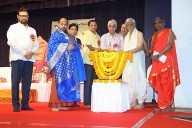 Mumbai’s Ammi Rangakarmi felicitated as Premier Konkani Theatre Group