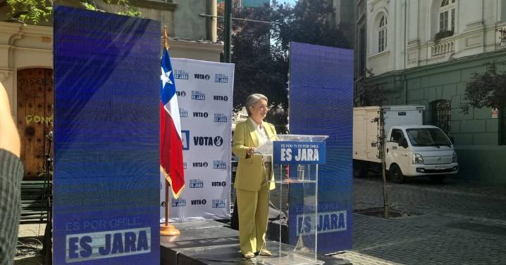 Jara apuesta por capitalizar a su favor crisis por cuentas de luz y apunta contra La Moneda