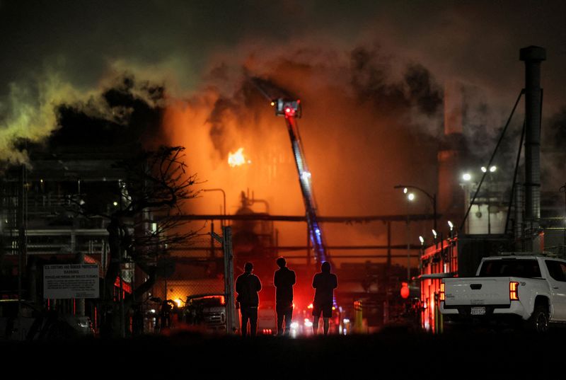 Chevron working to restart units at El Segundo refinery after fire