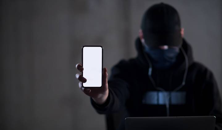 Cyber scammers use call forwarding to steal money via OTPs