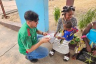Jorge Briones, dentista de Saltillo voluntario en la República Democrática del Congo