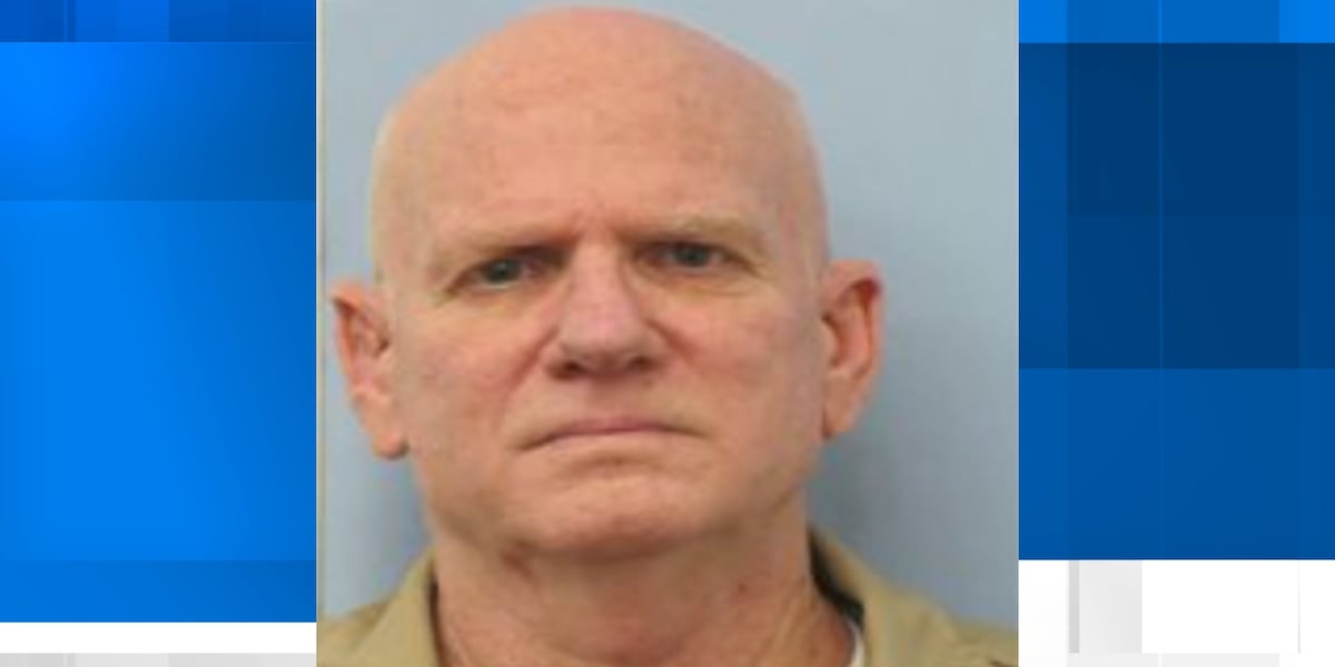 Search underway after inmate escapes work release assignment in Huntsville