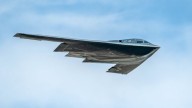Tensión en el Caribe: bombarderos de EE. UU. se aproximan a Venezuela en medio de amenazas de Trump