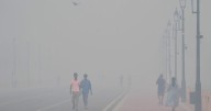 Thick, hazardous smog blankets New Delhi after Diwali fireworks