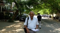 77-year-old Indian professor campaigns for Gaza every day