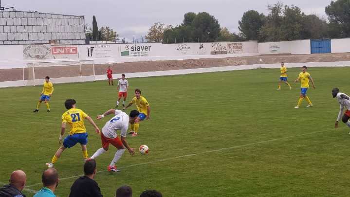 Goleada del Almudévar sobre el Belchite para respirar (4