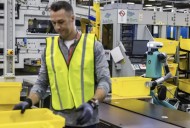 Amazon acelera sustitución de empleos por robots