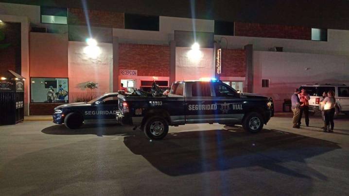 Muere motociclista tras chocar contra camioneta en el bulevar Independencia