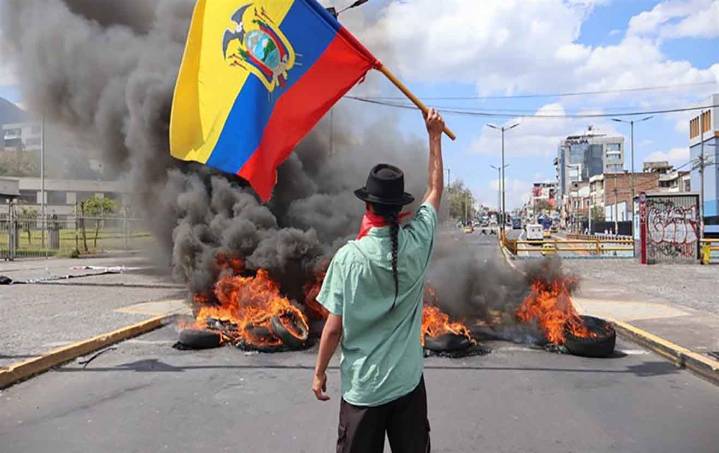 Universidades de Ecuador llaman a diálogo nacional tras diez días de protestas