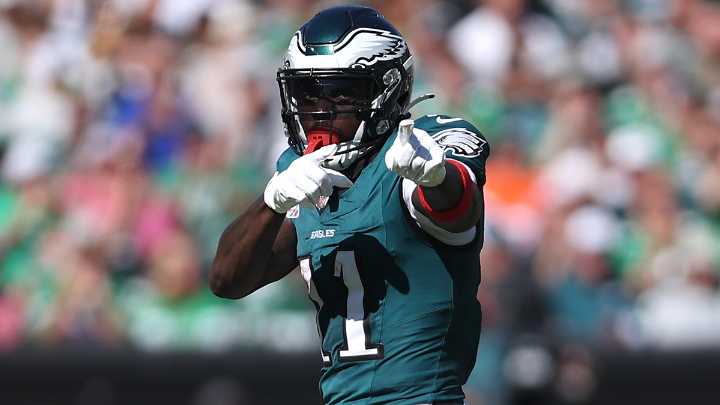 Would Patriots pursue A.J. Brown trade? How Mike Vrabel factors into discussion