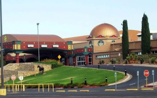Empresario de juego arrendará Hipódromo de Sunland Park