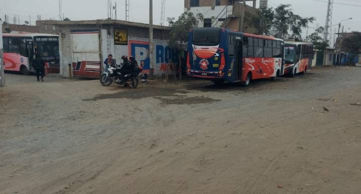 Trujillo: Delincuentes abordan microbús y amenazan con matar a choferes de la empresa Esperanza Express (VIDEO)