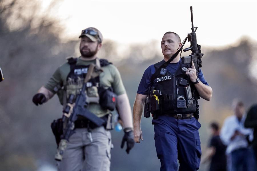 Al menos 3 heridos en un tiroteo en una residencia de un campus universitario en Oklahoma