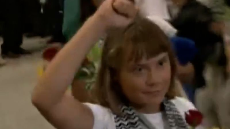 See Greta Thunberg arrive in Greece after aid flotilla detainment