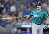 SIMMONS: Schneider messed up by pitching to home run champion Raleigh
